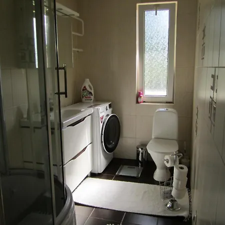 Tueve דירה Kärdla